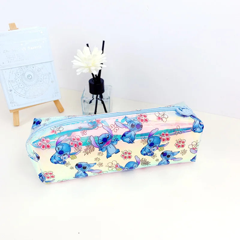 Trousse Kawaii Stitch Disney – Effet Laser | Boîte à Stylos Mignonne pour École & Bureau