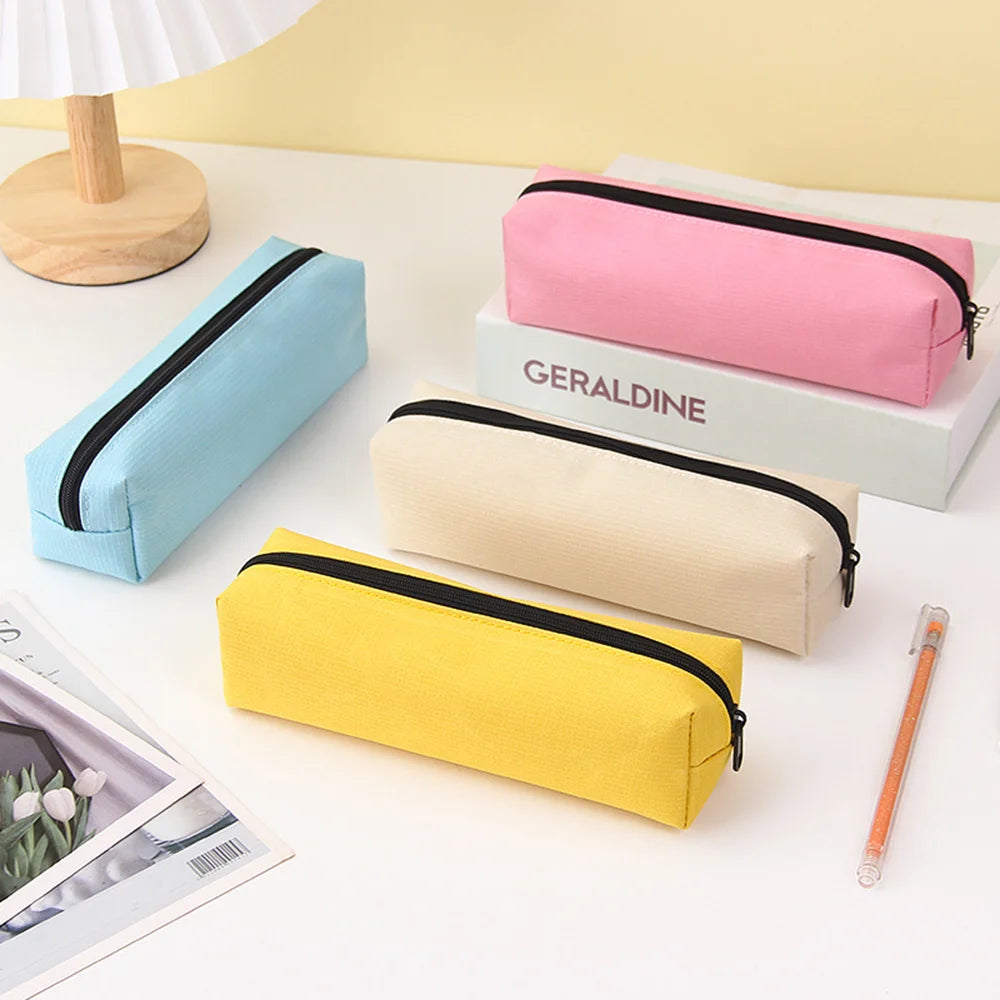 Trousse Unicolore à Fermeture Éclair – Grande Capacité | Style Simple et Élégant | Fournitures Scolaires & Trousse de Maquillage