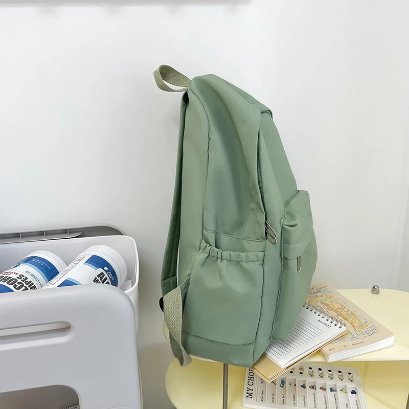 Sac à Dos Uni Décontracté – Léger et Polyvalent pour Lycéens, École & Voyages